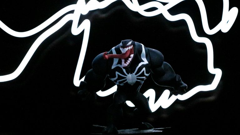 Venom War: Spider-Man se Une a la Batalla mientras Peter Parker Busca Recuperar su Simbiote