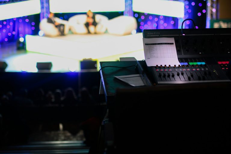 Arturo Elías Ayub anuncia su salida definitiva de Shark Tank México